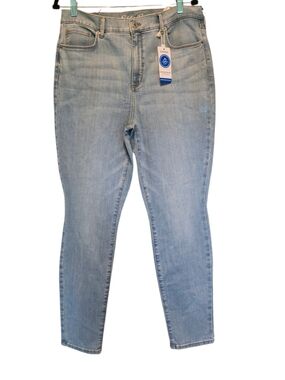 Eddie Bauer Light Blue Women’s Stretch Skinny Jeans